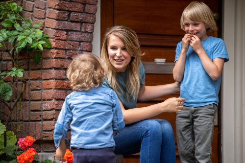 3 DINGEN DIE JE WEERHOUDEN OM BEWUST TE GENIETEN VAN JE GEZIN